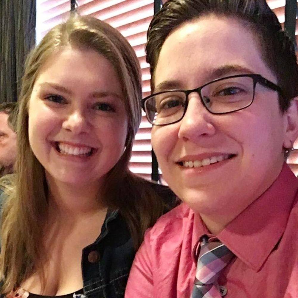 Meet your Posher, Kayla